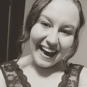 Meet your Posher, Halle